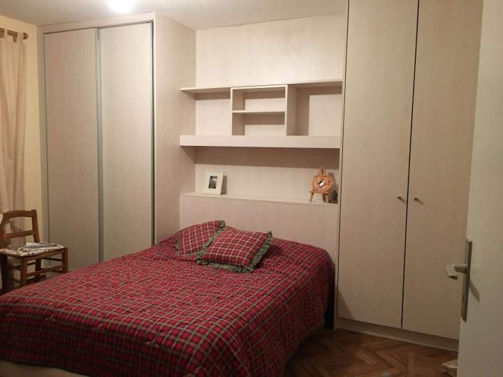 Installation mobilier chambre à coucher maison Thann